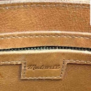 (Madewell Satchel)